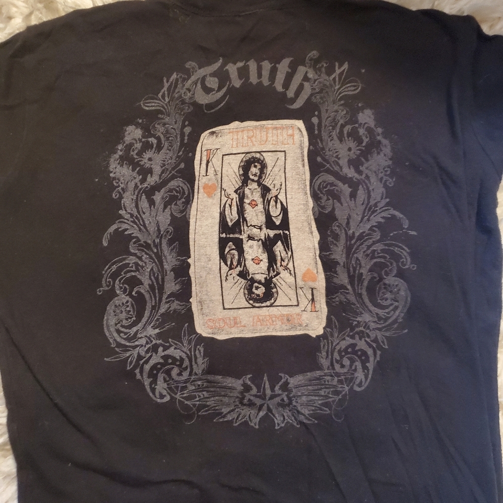 Truth King of Hearts t-shirt size M